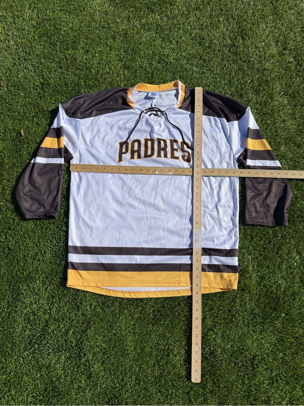 San Diego Padres Hockey-Style Cronenworth Jersey in White, Brown & Gold Size M - Picture 4 of 4